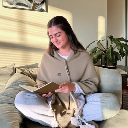 Nura™ WarmWave Washable USB Heated Cape