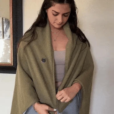 Nura™ WarmWave Washable USB Heated Cape